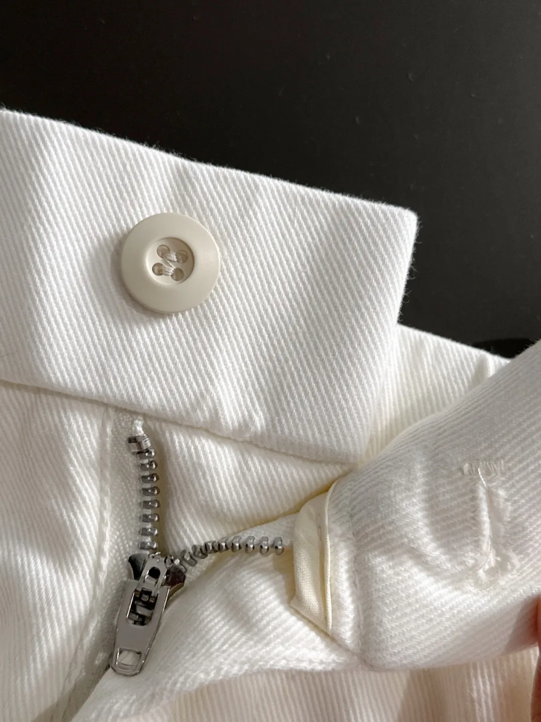 Next day shipment P160 Premium Burberry 2026 Spring/Summer New Arrival elastic band casual shorts, counter-customized fabrics Breathable, high comfort, impeccable details, brand element design concept, reflecting high quality. It feels delicate and soft! It presents a casual cut and the upper body shape is great! Sizes:S-3XL